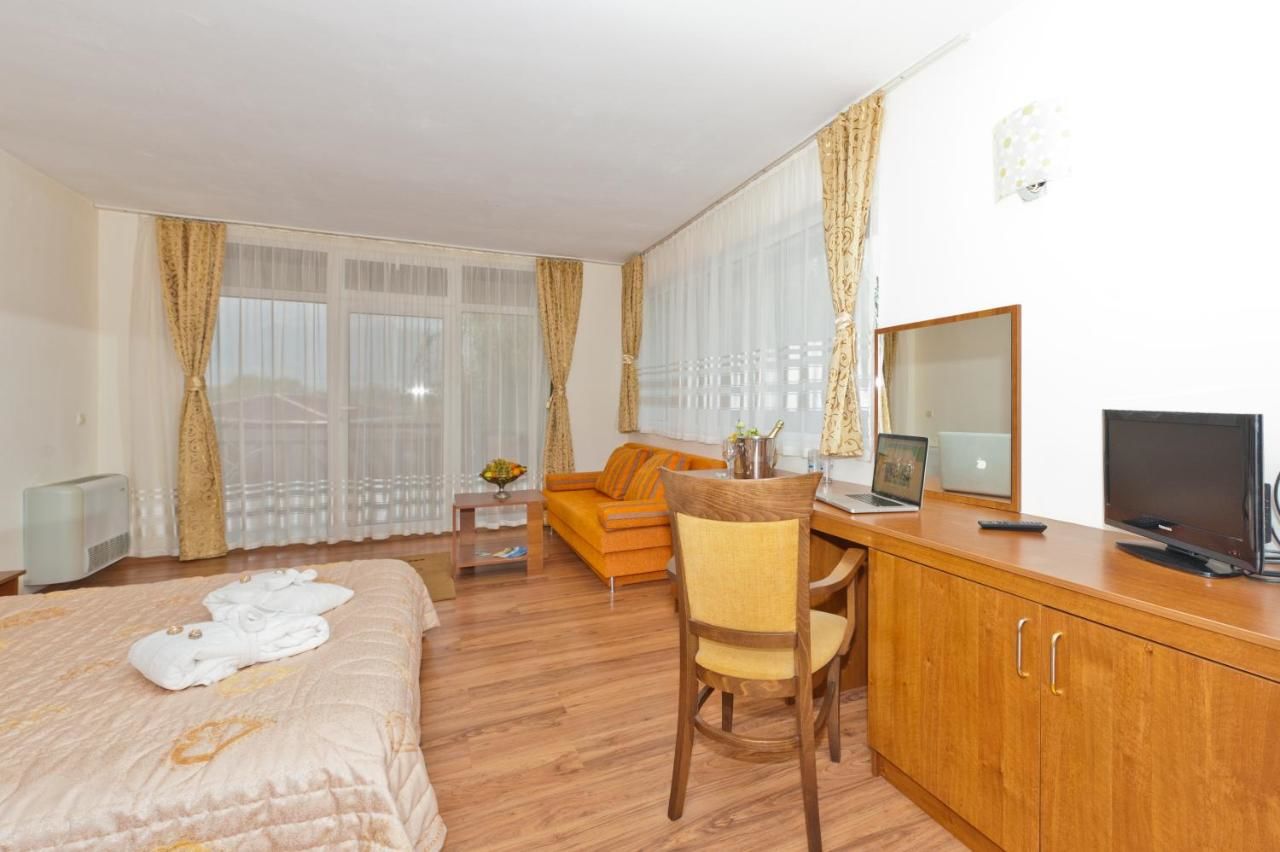 Отель Yaev Hotel Карлово-48